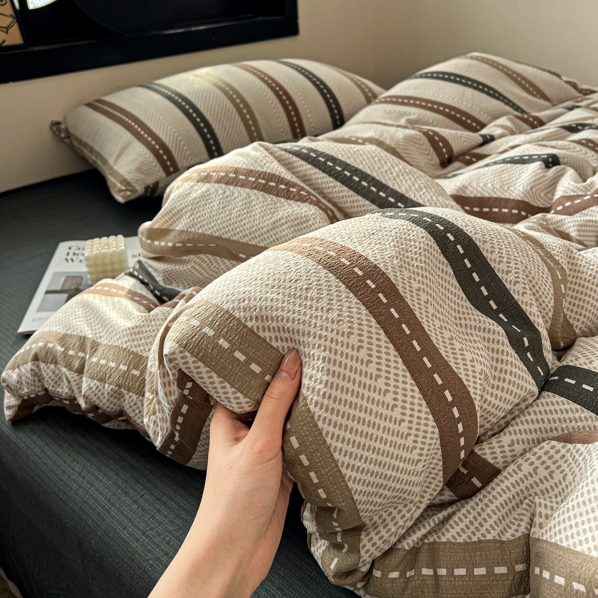 91家纺网 家纺一手货源 找家纺 花伞家居 2026新款中古风双层纱简约格纹系列（提供买家秀） 日系条纹