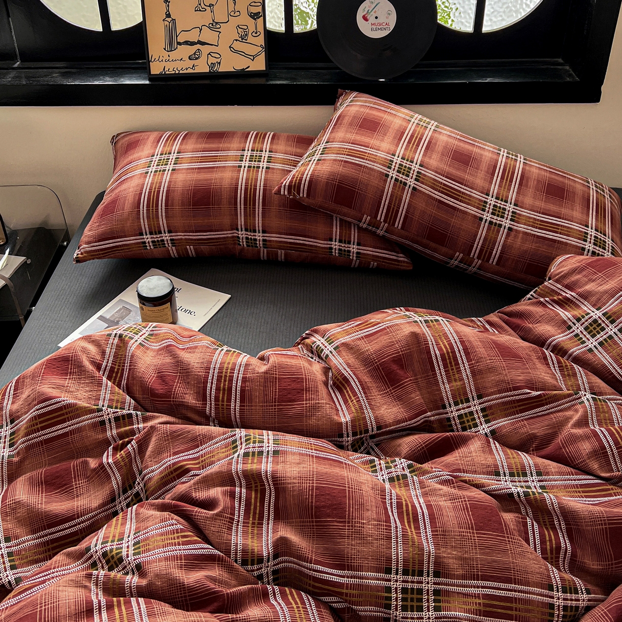 91家纺网 家纺一手货源 找家纺 花伞家居 2026新款中古风双层纱简约格纹系列（提供买家秀） 苏格兰红格