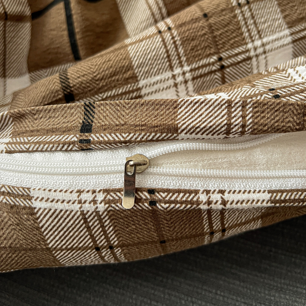 91家纺网 家纺一手货源 找家纺 花伞家居 2026新款中古风双层纱简约格纹系列（提供买家秀） 中古森系