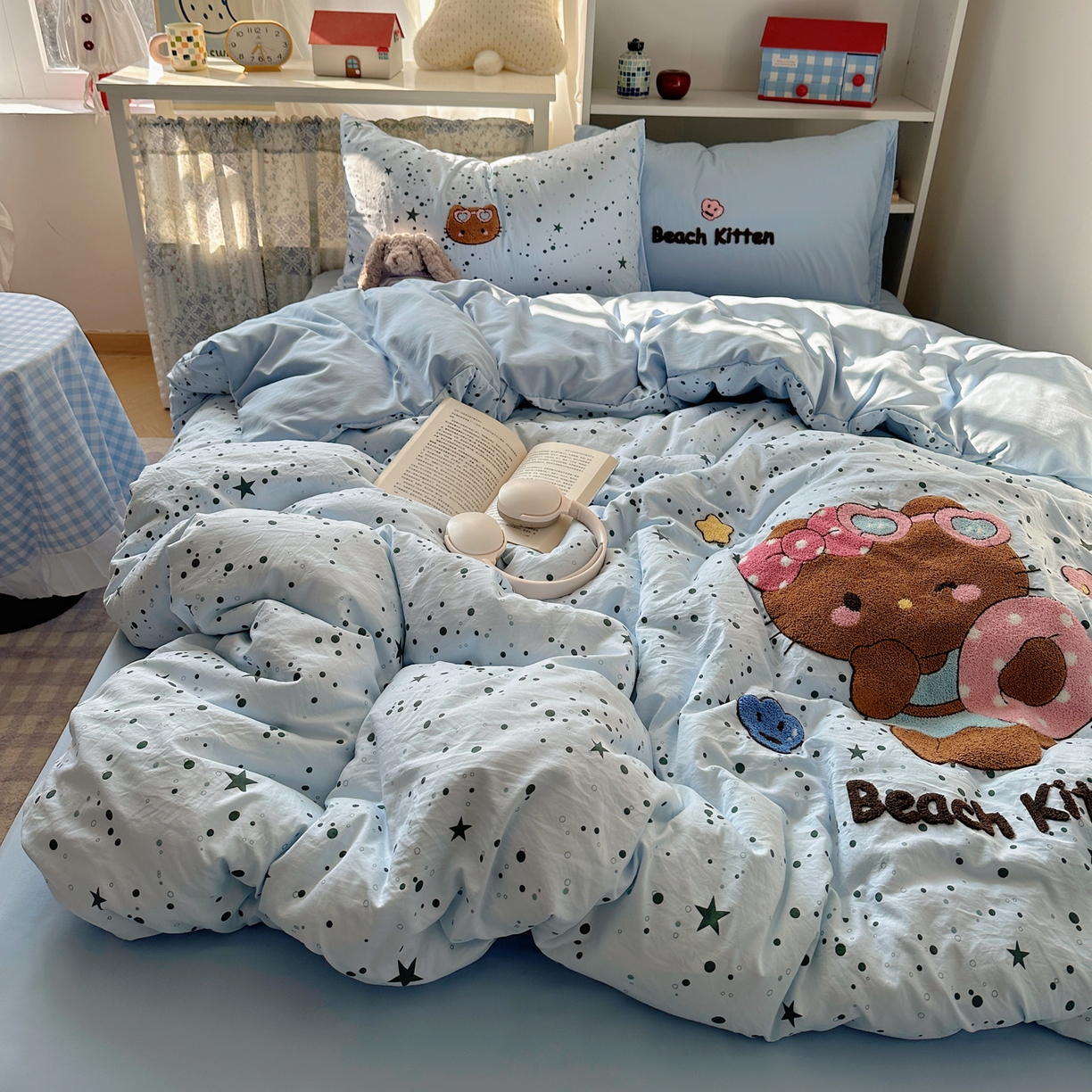 91家纺网 家纺一手货源 找家纺 初念 2026新款2026超软糯可爱系毛巾绣四件套系列提供买家秀 kt猫派对