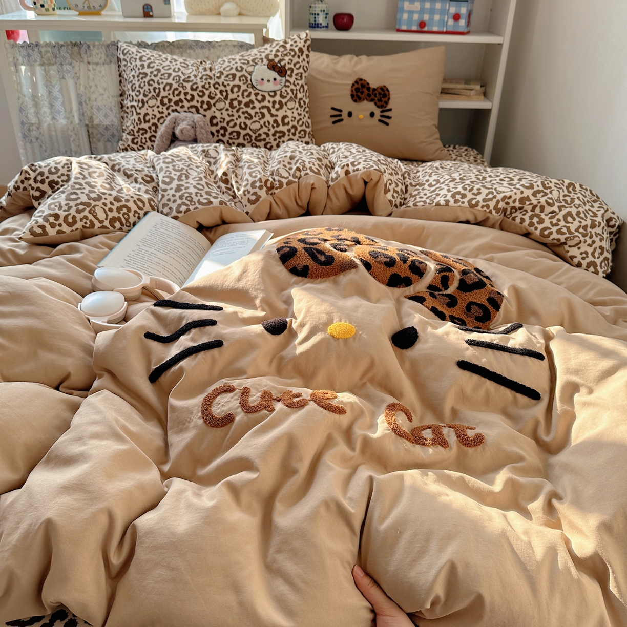 91家纺网 家纺一手货源 找家纺 初念 2026新款2026超软糯可爱系毛巾绣四件套系列提供买家秀 豹纹猫脸