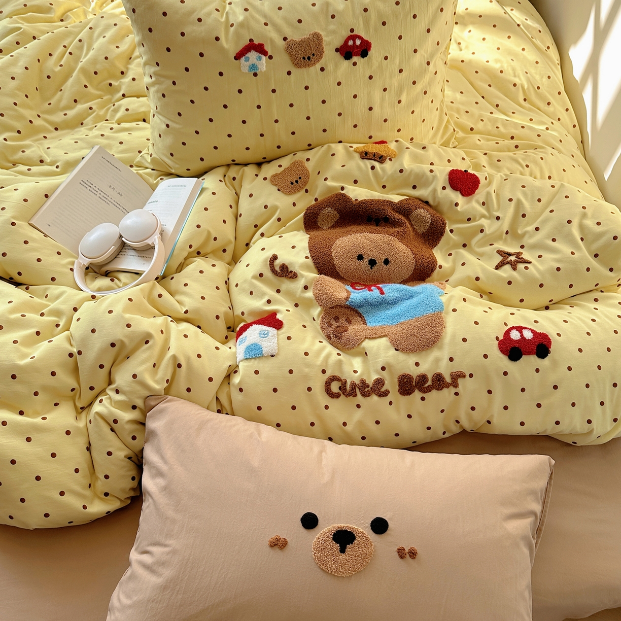 91家纺网 家纺一手货源 找家纺 初念 2026新款2026超软糯可爱系毛巾绣四件套系列提供买家秀 嘟嘟小熊