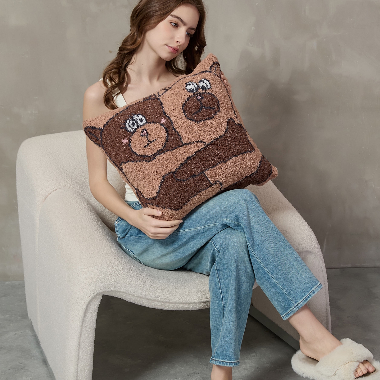 91家纺网 家纺一手货源 找家纺 （总）暖绵绵家纺 2026新款小熊软糯抱枕套抱枕可拆新-在一起 券后/折后零售价不得低于：抱枕套61元，大抱枕145元