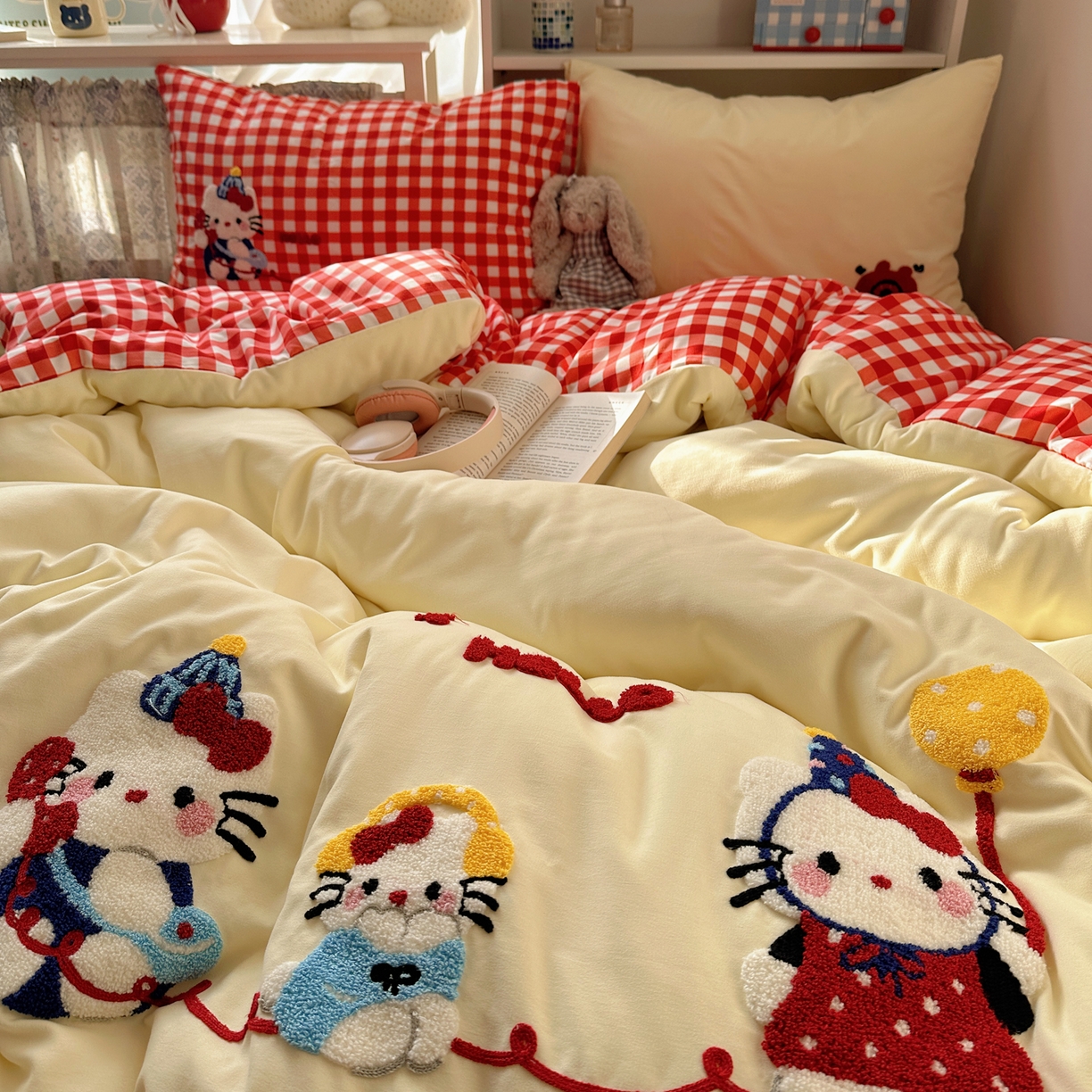 91家纺网 家纺一手货源 找家纺 初念 2026新款2026超软糯可爱系毛巾绣四件套系列提供买家秀 猫咪奈斯