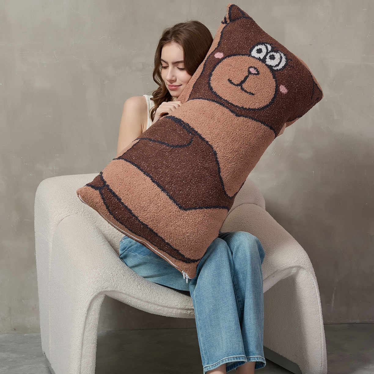 91家纺网 家纺一手货源 找家纺 暖绵绵家纺 2026新款小熊软糯抱枕套抱枕可拆新-在一起 券后/折后零售价不得低于：抱枕套61元，大抱枕145元 在一起-大抱枕含芯