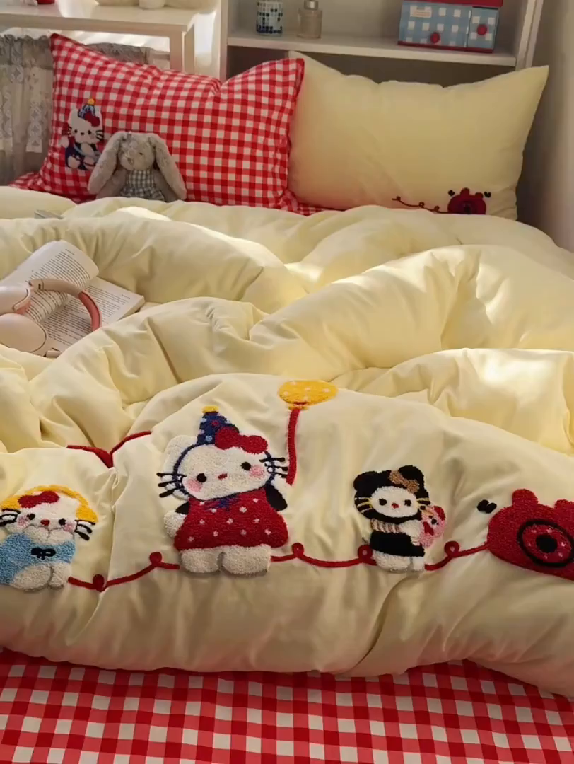 91家纺网 家纺一手货源 找家纺 初念 2026新款2026超软糯可爱系毛巾绣四件套系列提供买家秀 猫咪奈斯