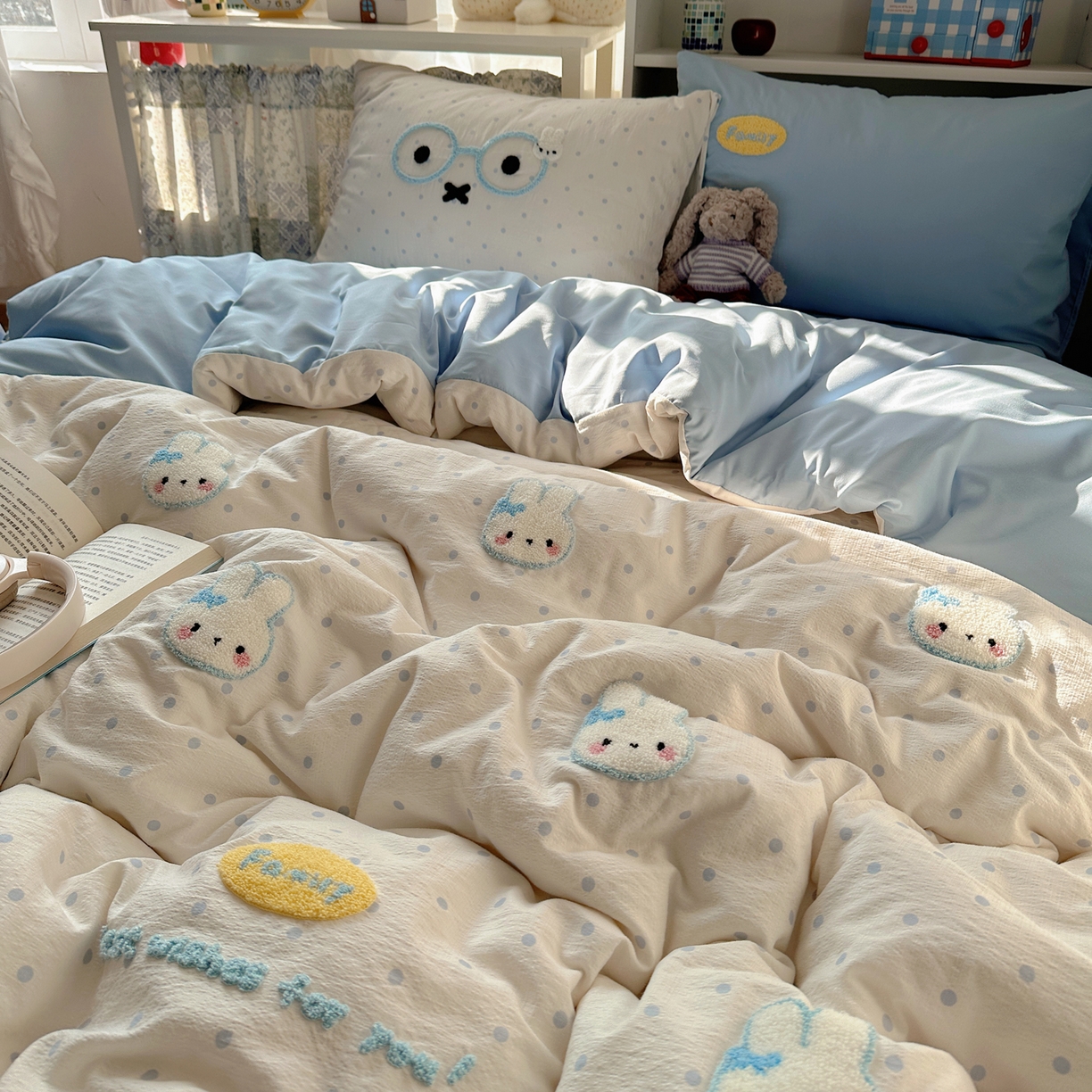 91家纺网 家纺一手货源 找家纺 初念 2026新款2026超软糯可爱系毛巾绣四件套系列提供买家秀 米菲集合