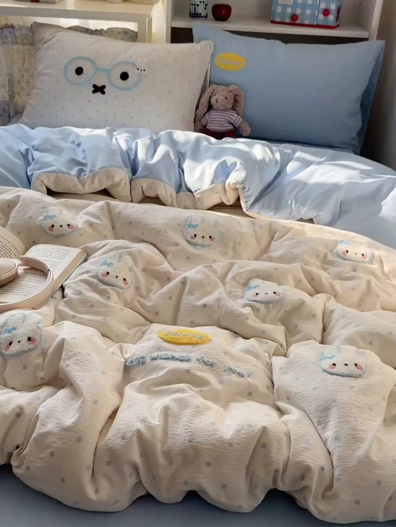 91家纺网 家纺一手货源 找家纺 初念 2026新款2026超软糯可爱系毛巾绣四件套系列提供买家秀 米菲集合