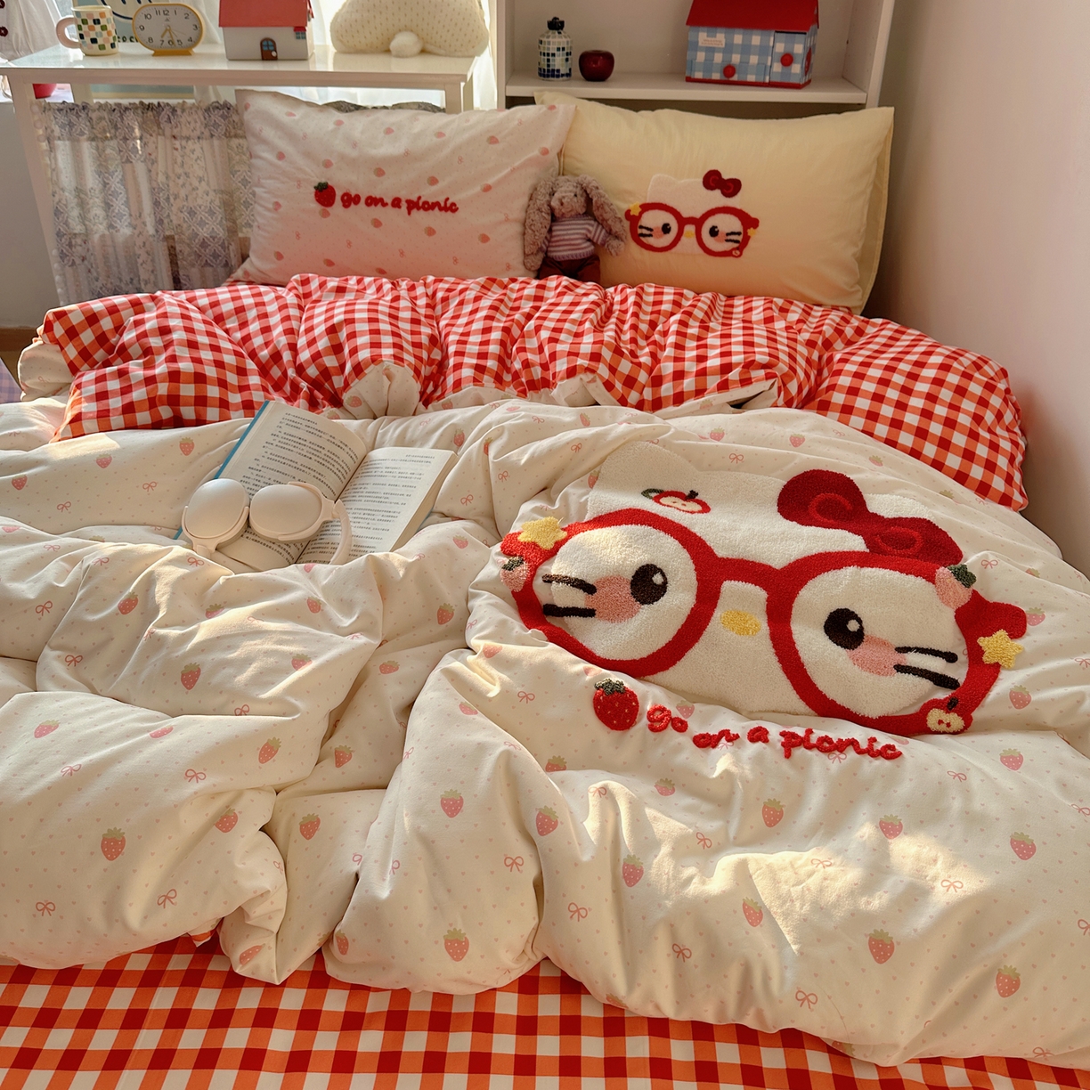 91家纺网 家纺一手货源 找家纺 初念 2026新款2026超软糯可爱系毛巾绣四件套系列提供买家秀 时髦小猫