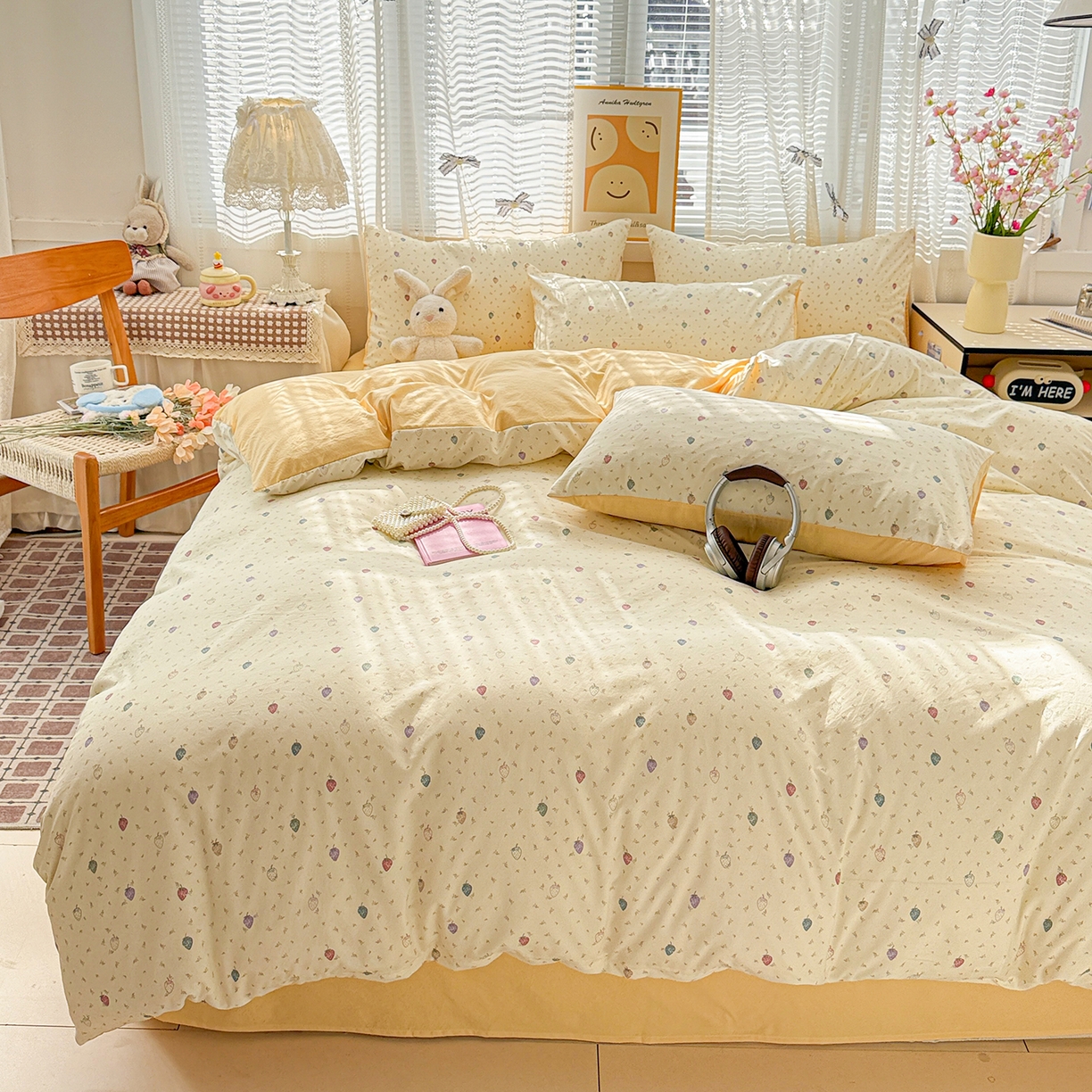 91家纺网 家纺一手货源 找家纺 名品家纺 2026新款古法水洗仿棉云感纱四件套 提供买家秀 彩色草莓