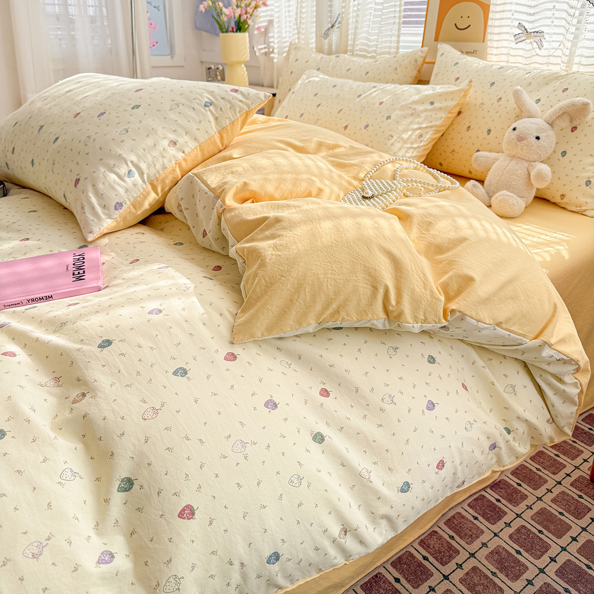 91家纺网 家纺一手货源 找家纺 名品家纺 2026新款古法水洗仿棉云感纱四件套 提供买家秀 彩色草莓