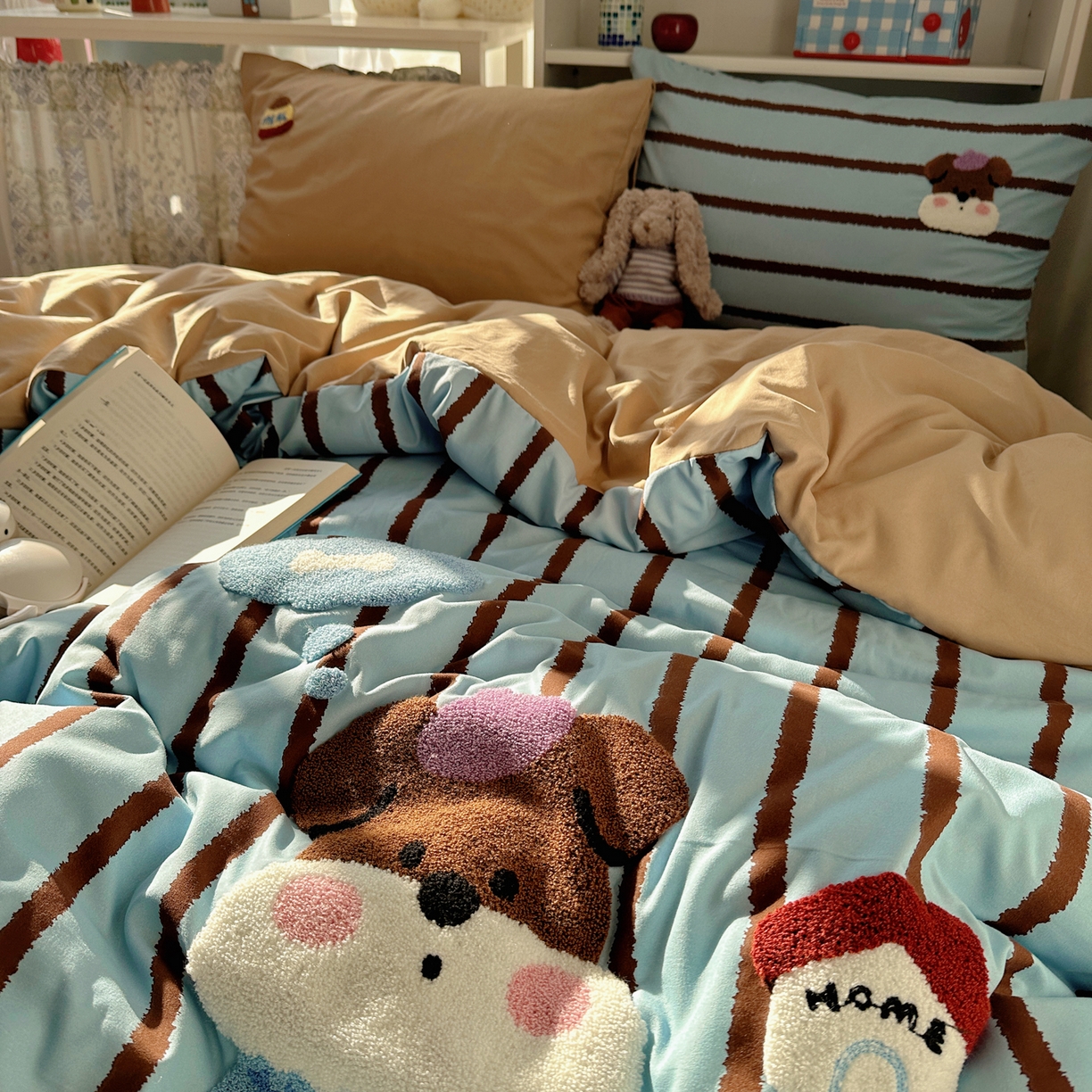 91家纺网 家纺一手货源 找家纺 初念 2026新款2026超软糯可爱系毛巾绣四件套系列提供买家秀 小狗的屋