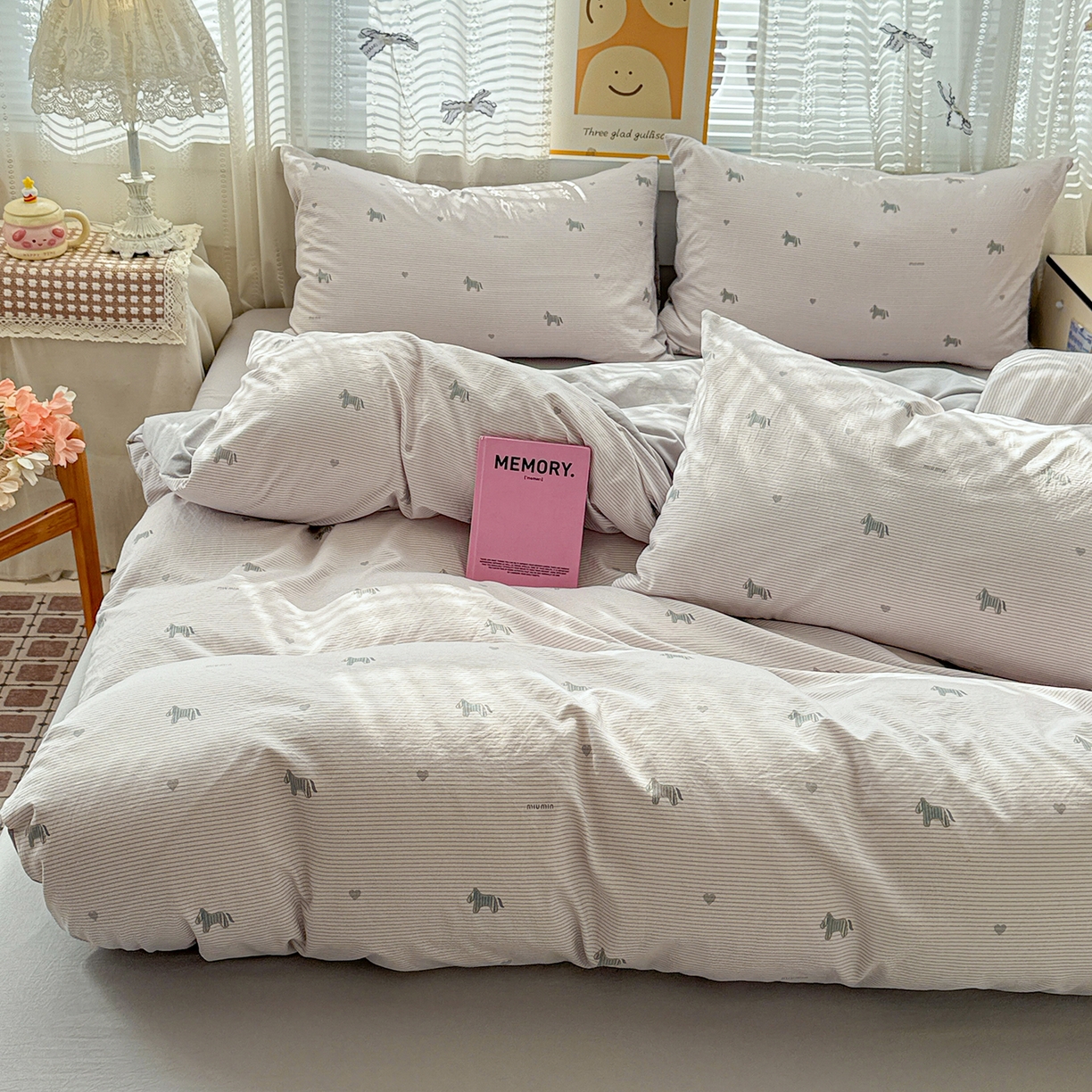 91家纺网 家纺一手货源 找家纺 名品家纺 2026新款古法水洗仿棉云感纱四件套 提供买家秀 手绘小马