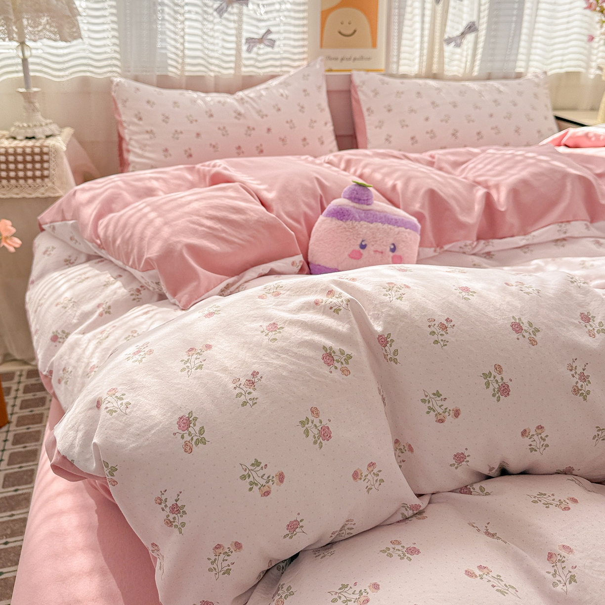 91家纺网 家纺一手货源 找家纺 名品家纺 2026新款古法水洗仿棉云感纱四件套 提供买家秀 小玫瑰