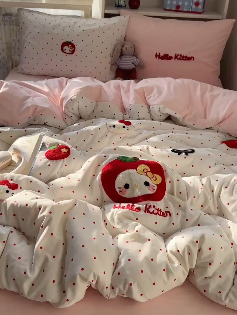 91家纺网 家纺一手货源 找家纺 初念 2026新款2026超软糯可爱系毛巾绣四件套系列提供买家秀 小苹猫咪