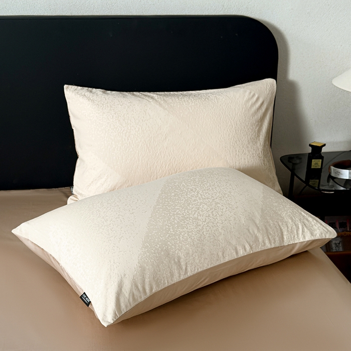 91家纺网 家纺一手货源 找家纺 富馨莱 2026新款100支长绒棉色织大提花四件套单品床单系列 爱庭-燕麦烤茶