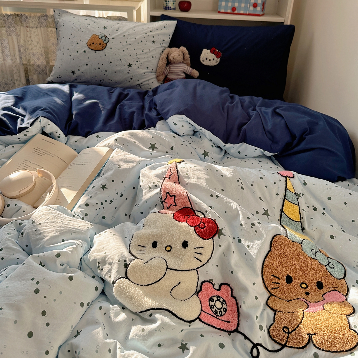 91家纺网 家纺一手货源 找家纺 初念 2026新款2026超软糯可爱系毛巾绣四件套系列提供买家秀 约会猫咪