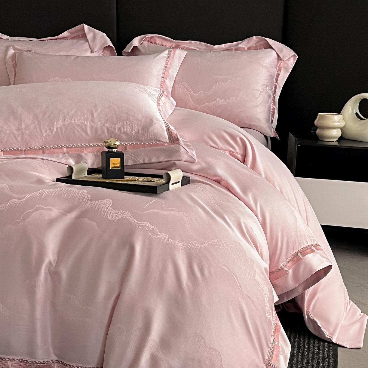 91家纺网 家纺一手货源 找家纺 置顶家纺 2026春夏新款亲肤提花四件套-山峦 山峦-浅豆沙