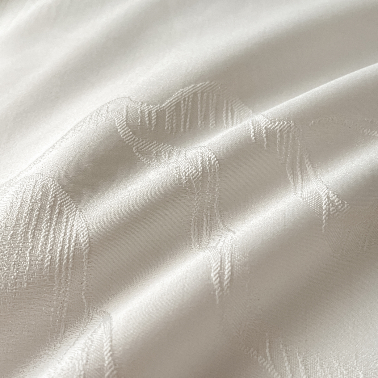 91家纺网 家纺一手货源 找家纺 置顶家纺 2026春夏新款亲肤提花四件套-山峦 山峦-米月白