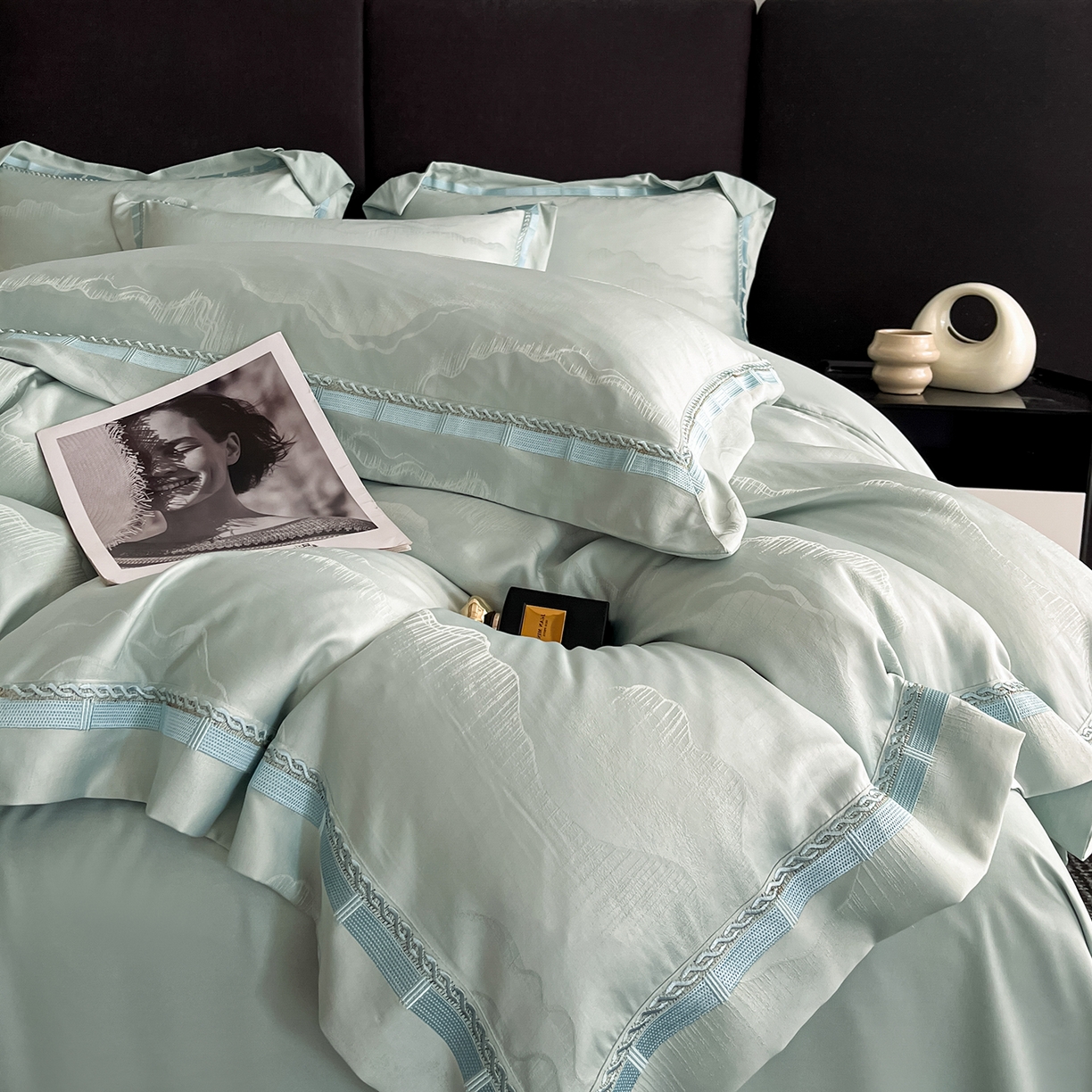 91家纺网 家纺一手货源 找家纺 置顶家纺 2026春夏新款亲肤提花四件套-山峦 山峦-水蓝