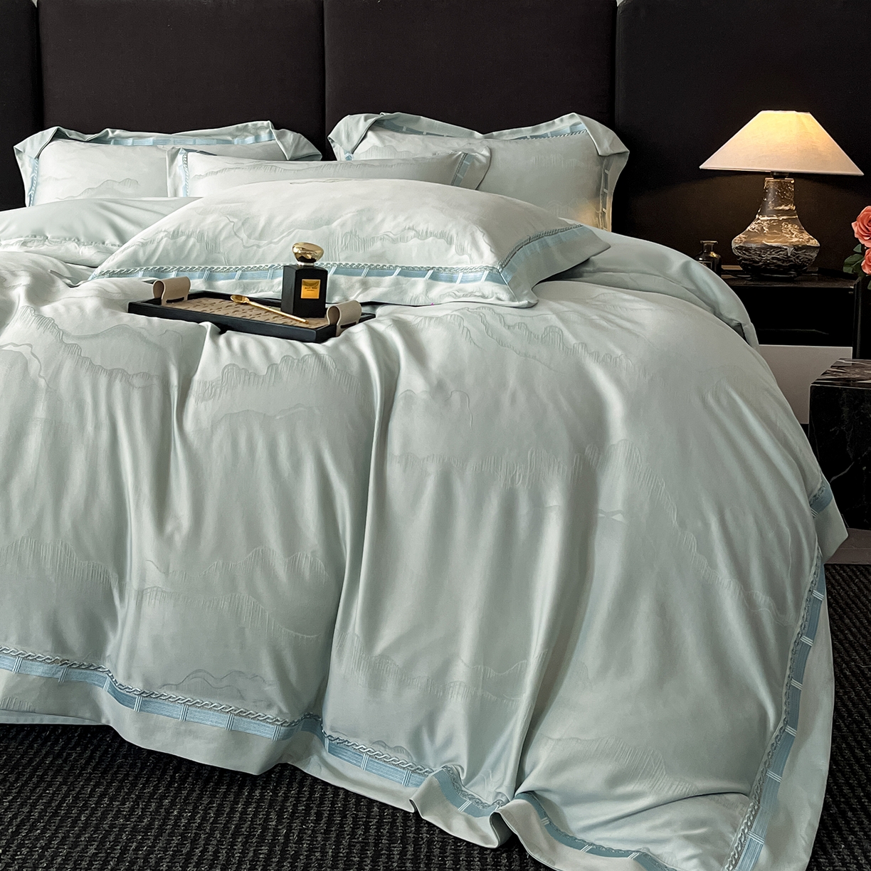 91家纺网 家纺一手货源 找家纺 置顶家纺 2026春夏新款亲肤提花四件套-山峦 山峦-水蓝