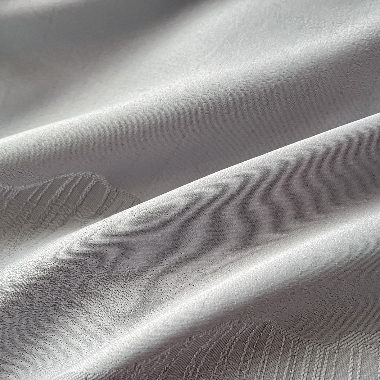 91家纺网 家纺一手货源 找家纺 置顶家纺 2026春夏新款亲肤提花四件套-山峦 山峦-高级灰