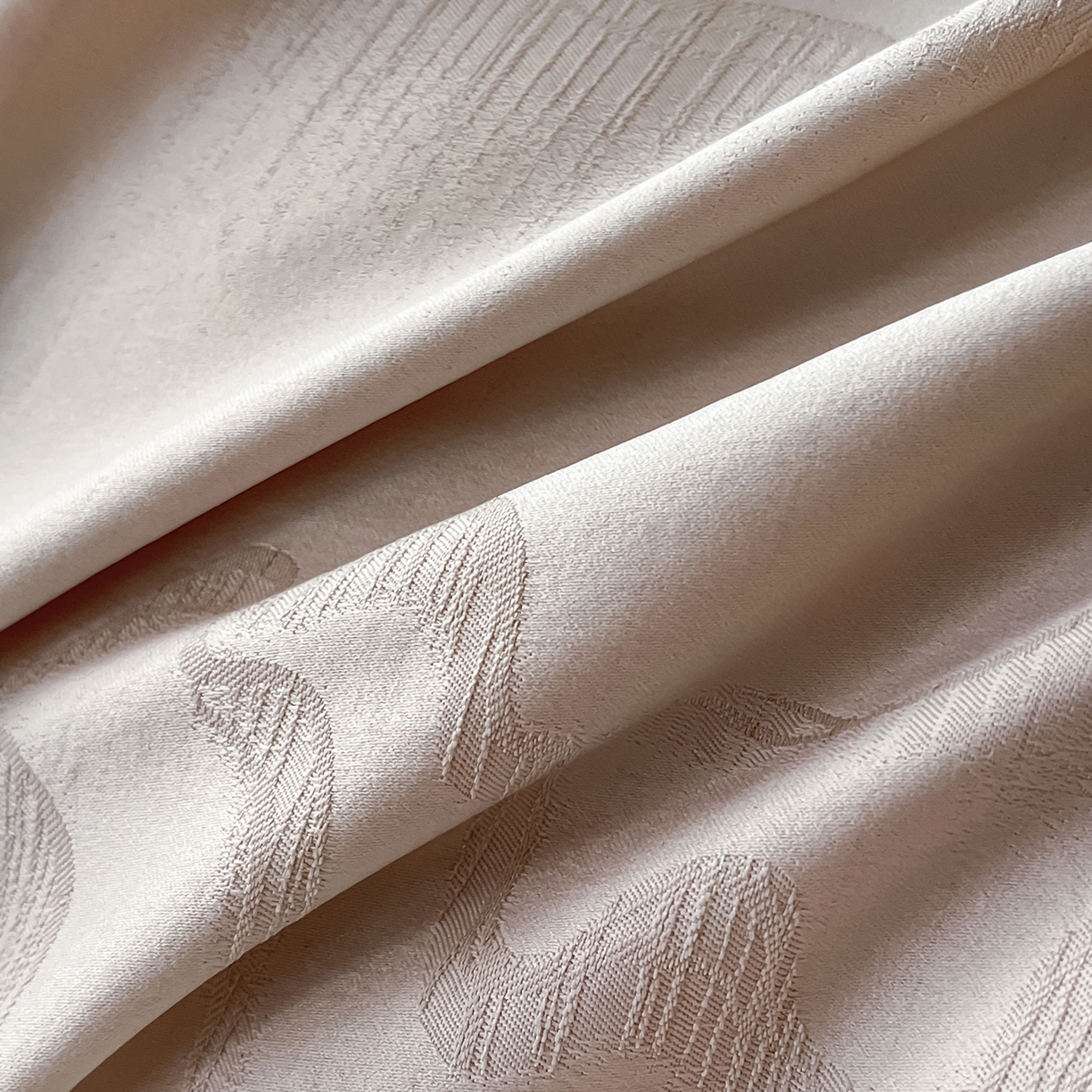 91家纺网 家纺一手货源 找家纺 置顶家纺 2026春夏新款亲肤提花四件套-山峦 山峦-米灰