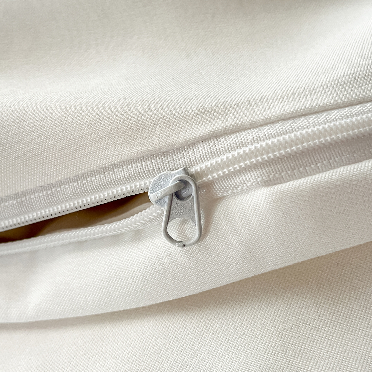 91家纺网 家纺一手货源 找家纺 置顶家纺 2026春夏新款亲肤提花四件套-山峦 山峦-米月白