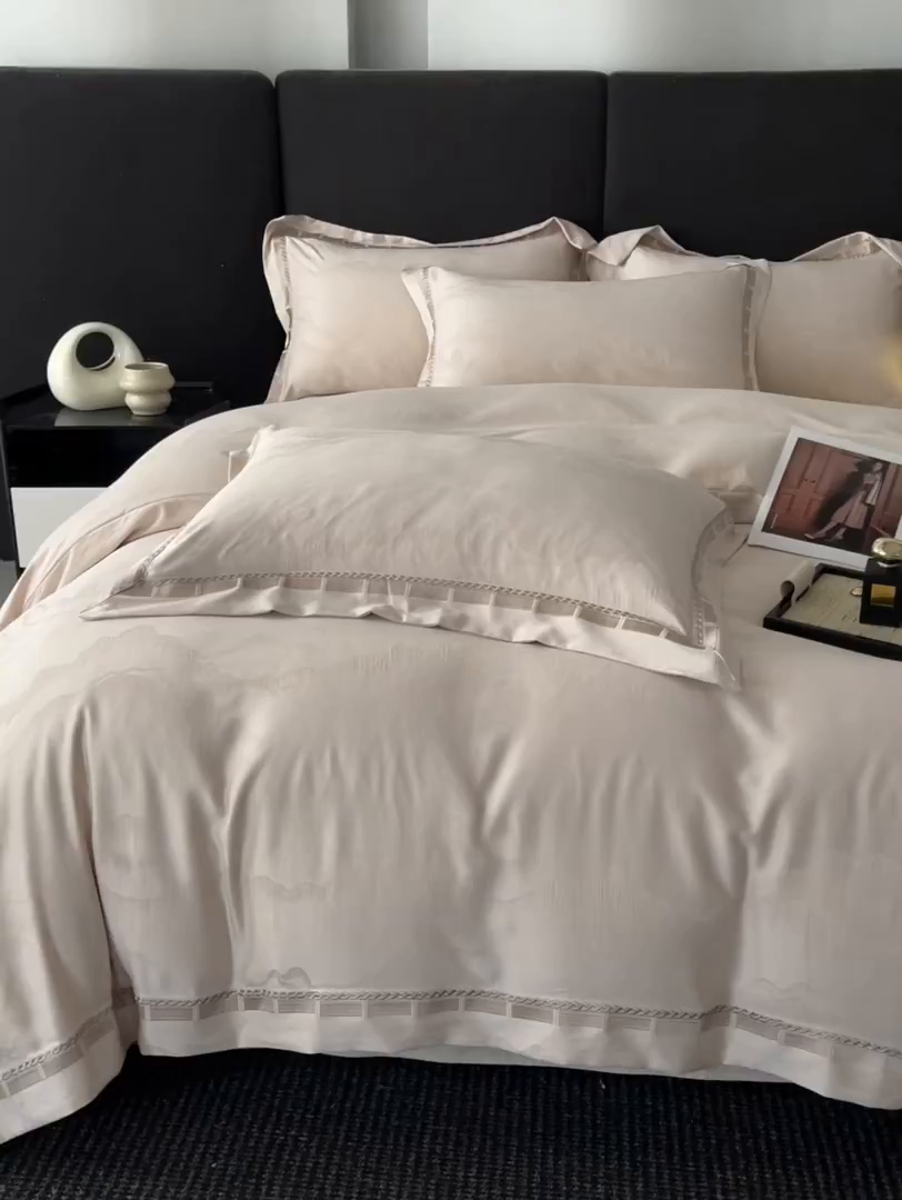 91家纺网 家纺一手货源 找家纺 置顶家纺 2026春夏新款亲肤提花四件套-山峦 山峦-米灰