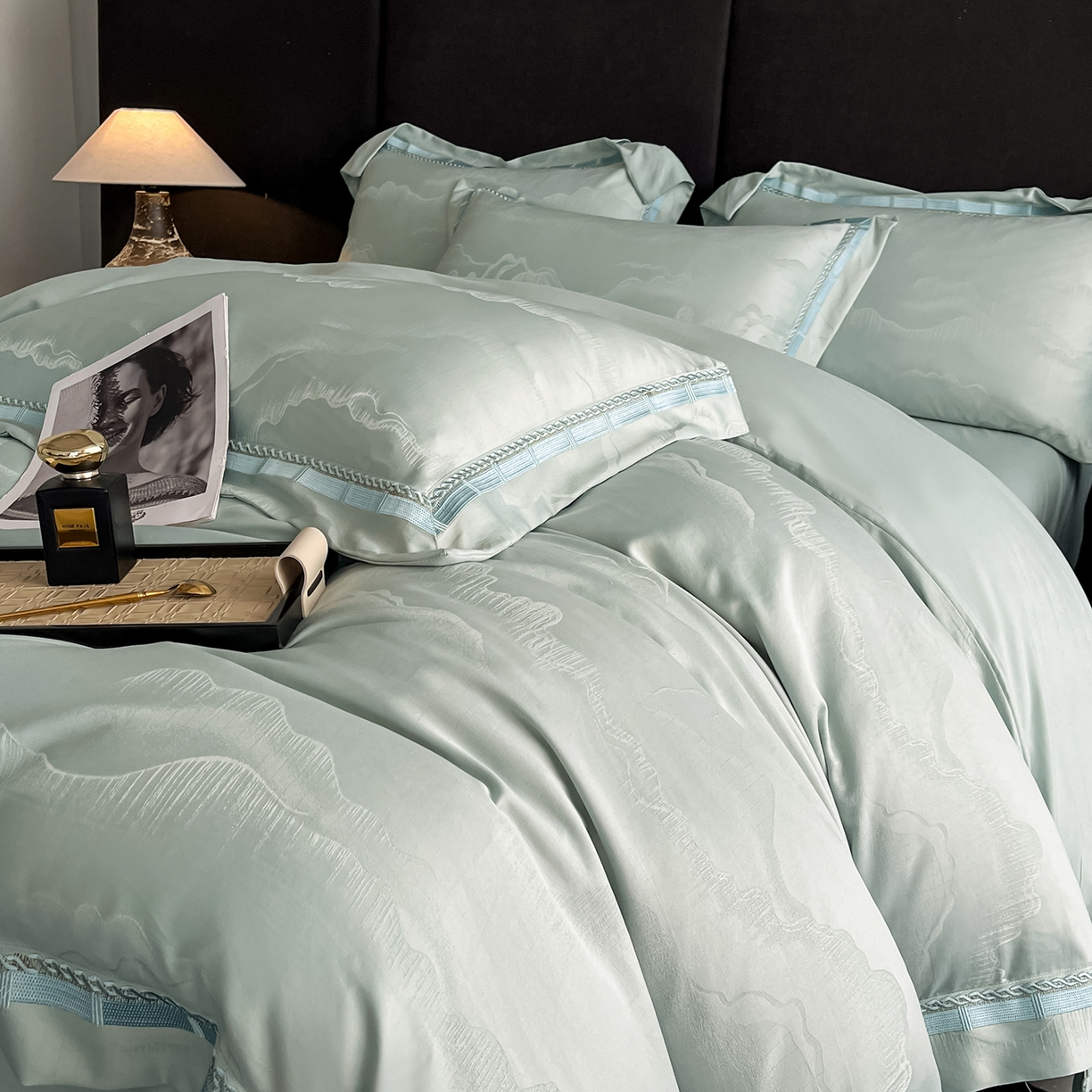 91家纺网 家纺一手货源 找家纺 置顶家纺 2026春夏新款亲肤提花四件套-山峦 山峦-水蓝