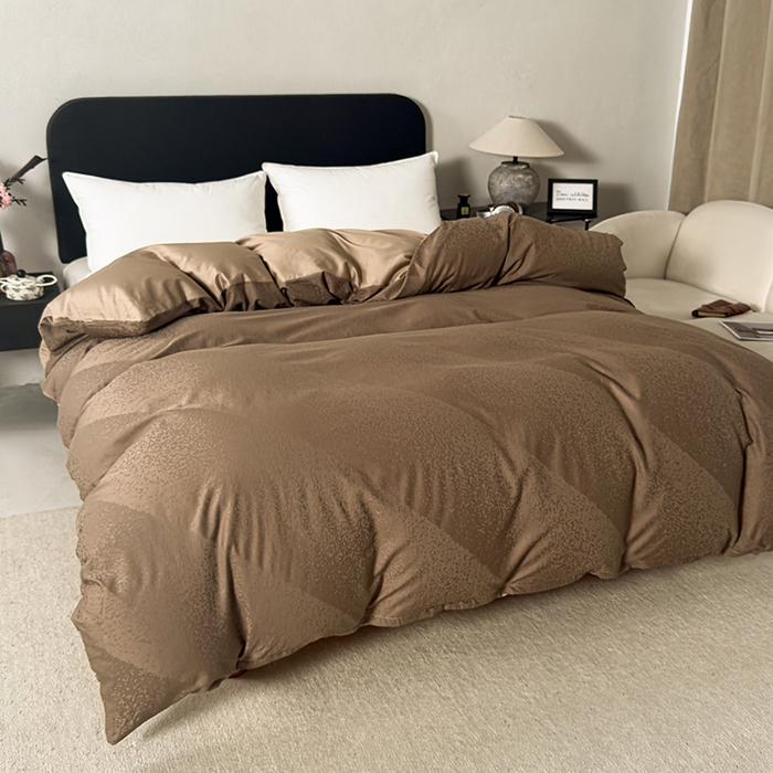 91家纺网 家纺一手货源 找家纺 富馨莱 2026新款100支长绒棉色织大提花四件套单品被套系列 爱庭-摩卡棕