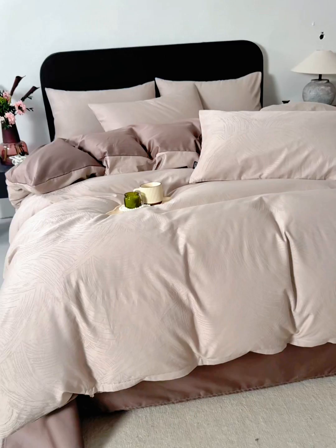 91家纺网 家纺一手货源 找家纺 富馨莱 2026新款100支长绒棉色织大提花四件套单品被套系列 凤鸣-可可棕