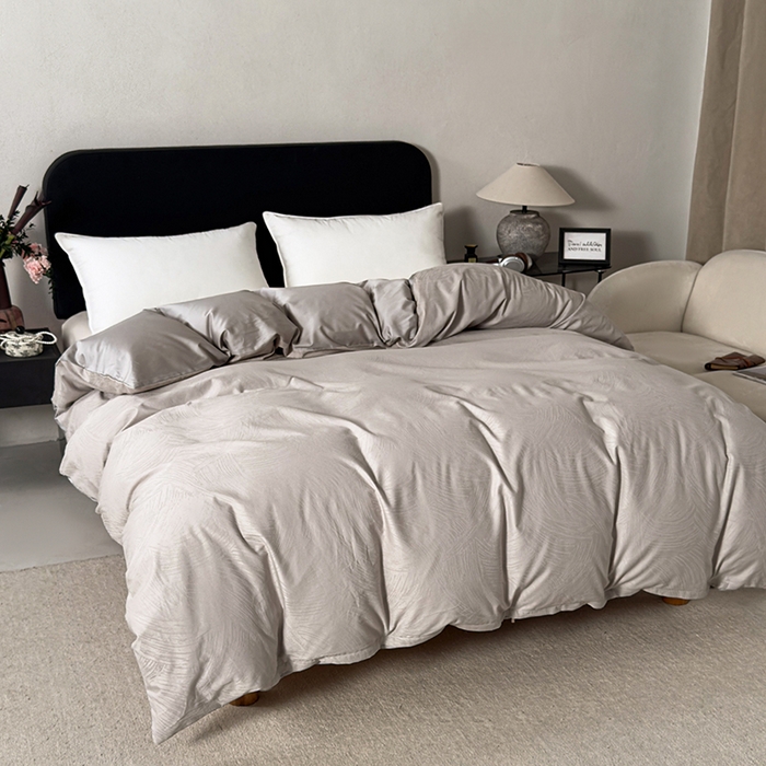 91家纺网 家纺一手货源 找家纺 富馨莱 2026新款100支长绒棉色织大提花四件套单品枕套系列 凤鸣-密合紫灰