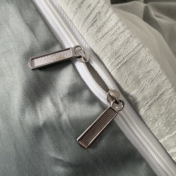 91家纺网 家纺一手货源 找家纺 富馨莱 2026新款100支长绒棉色织大提花四件套单品枕套系列 凤鸣-雪松绿