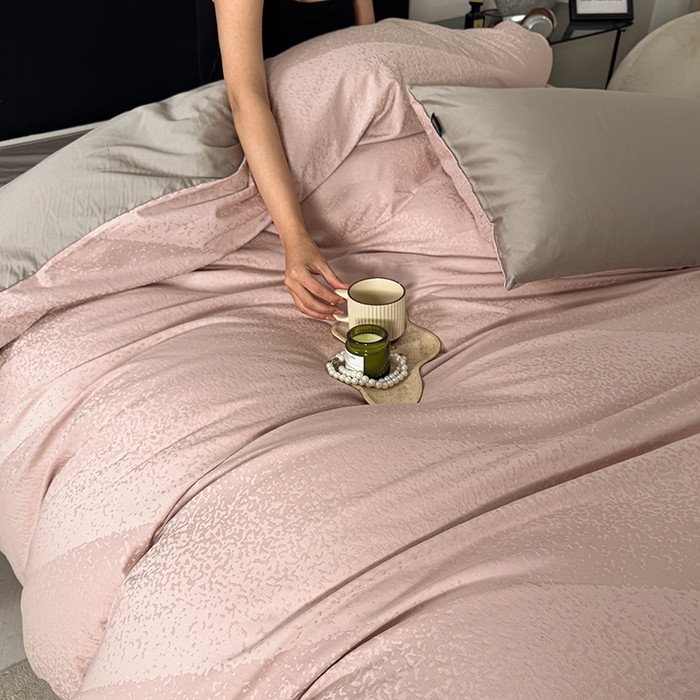 91家纺网 家纺一手货源 找家纺 （总）富馨莱 2026新款100支长绒棉色织大提花四件套系列