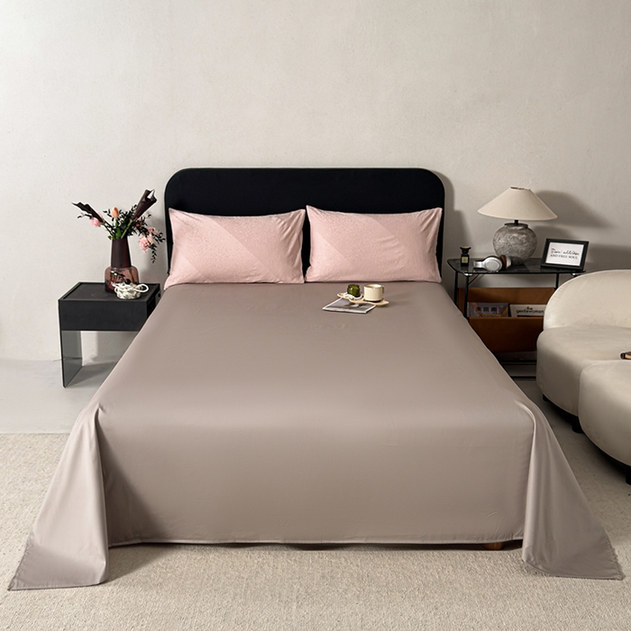 91家纺网 家纺一手货源 找家纺 富馨莱 2026新款100支长绒棉色织大提花四件套系列 爱庭-迷香粉