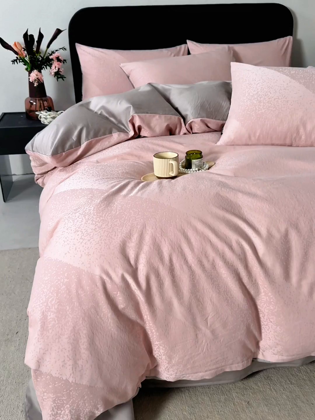 91家纺网 家纺一手货源 找家纺 富馨莱 2026新款100支长绒棉色织大提花四件套系列 爱庭-迷香粉