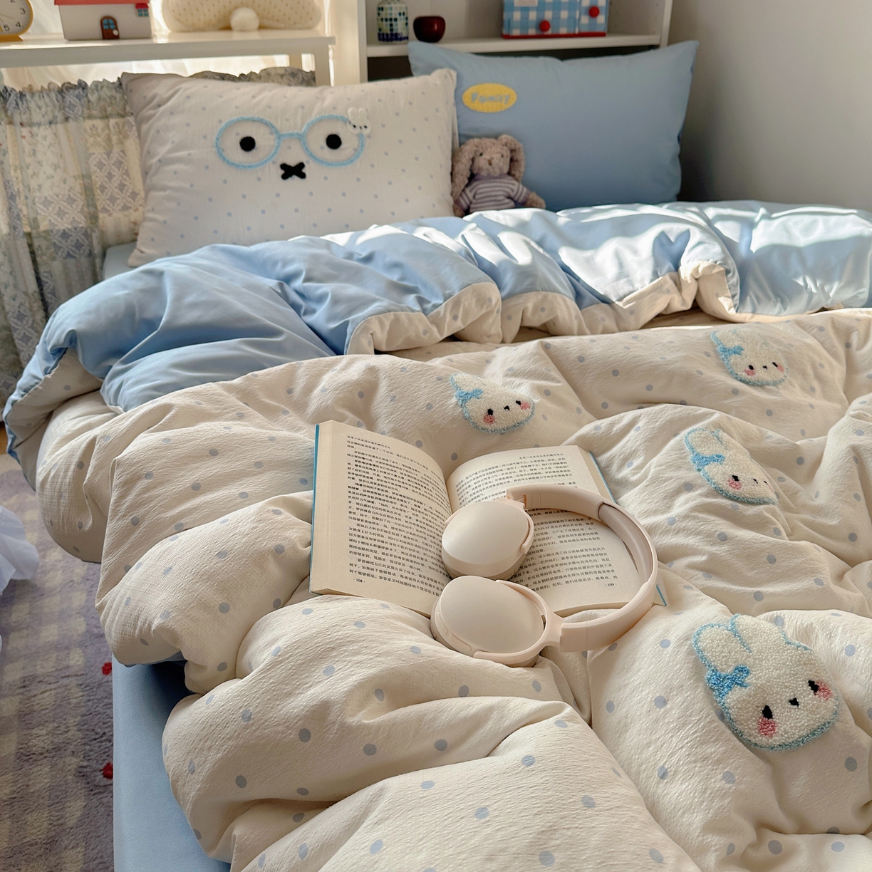 91家纺网 家纺一手货源 找家纺 贝扬思家纺 2026新款超软糯可爱系毛巾绣四件套系列 米菲集合