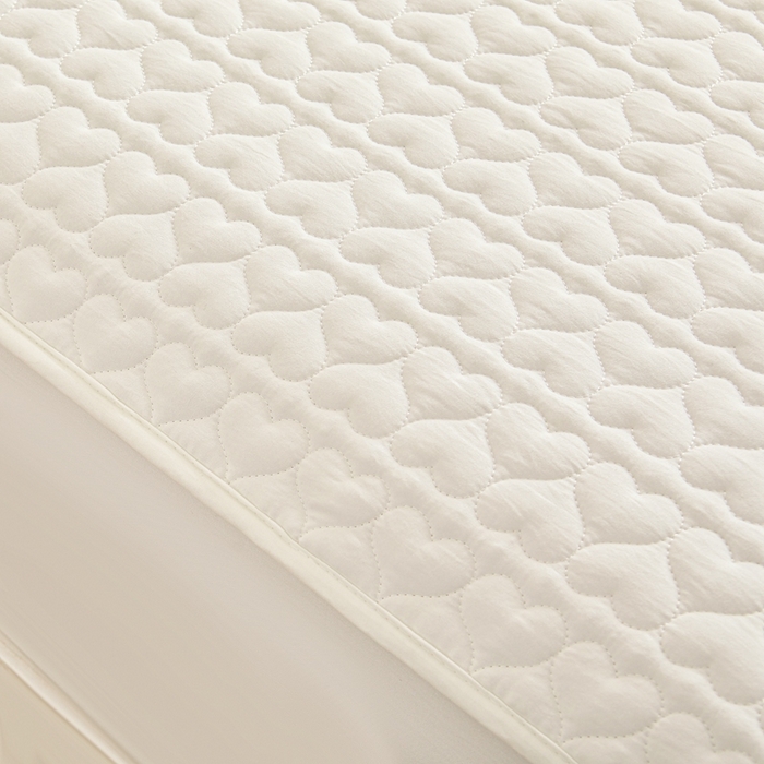 91家纺网 家纺一手货源 找家纺 邵依家纺 2026新款原棉防水床笠系列 爱心本白