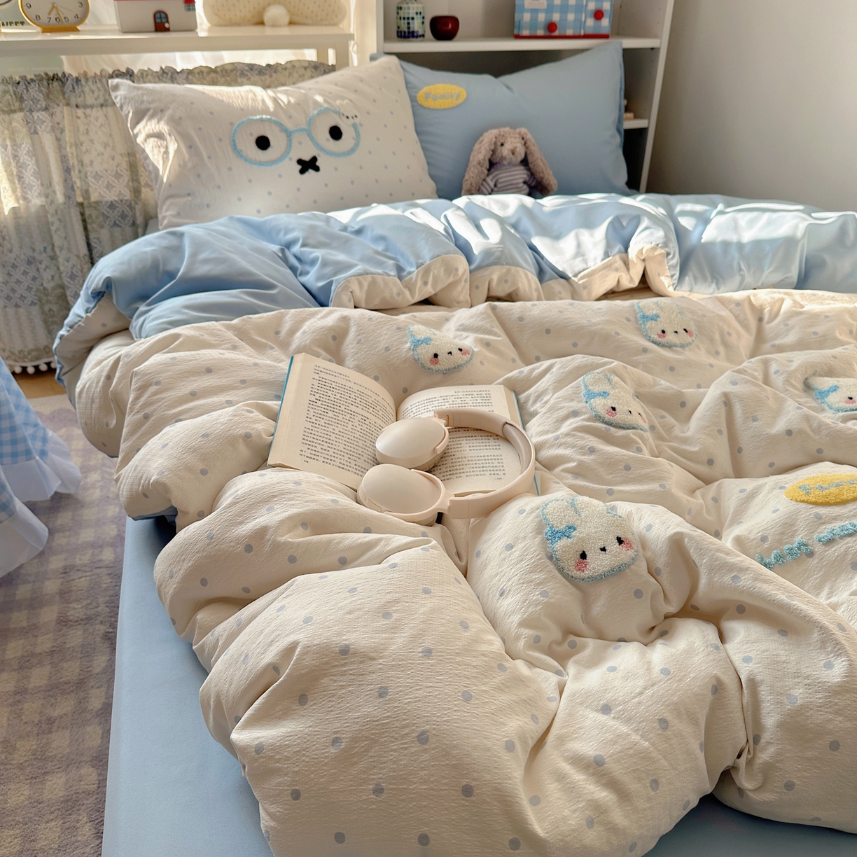 91家纺网 家纺一手货源 找家纺 贝扬思家纺 2026新款超软糯可爱系毛巾绣四件套系列 米菲集合