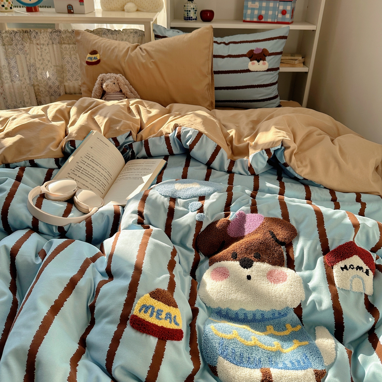 91家纺网 家纺一手货源 找家纺 贝扬思家纺 2026新款超软糯可爱系毛巾绣四件套系列 小狗的屋