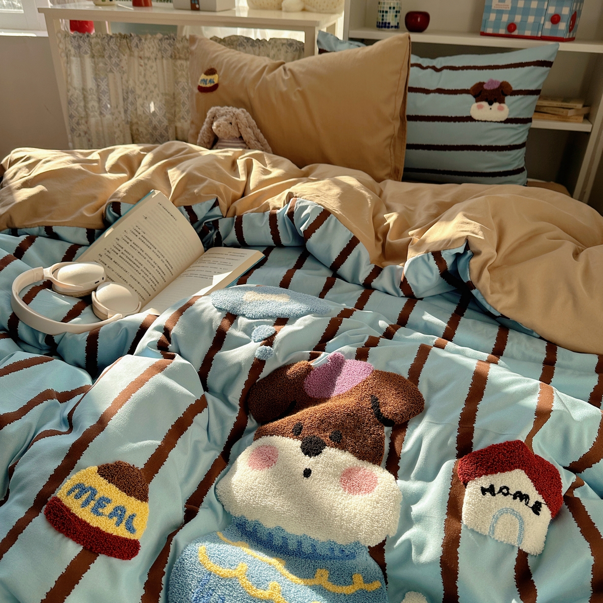 91家纺网 家纺一手货源 找家纺 贝扬思家纺 2026新款超软糯可爱系毛巾绣四件套系列 小狗的屋