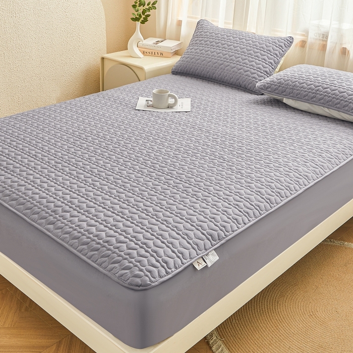 91家纺网 家纺一手货源 找家纺 邵依家纺 2026新款原棉防水床笠系列 爱心深灰