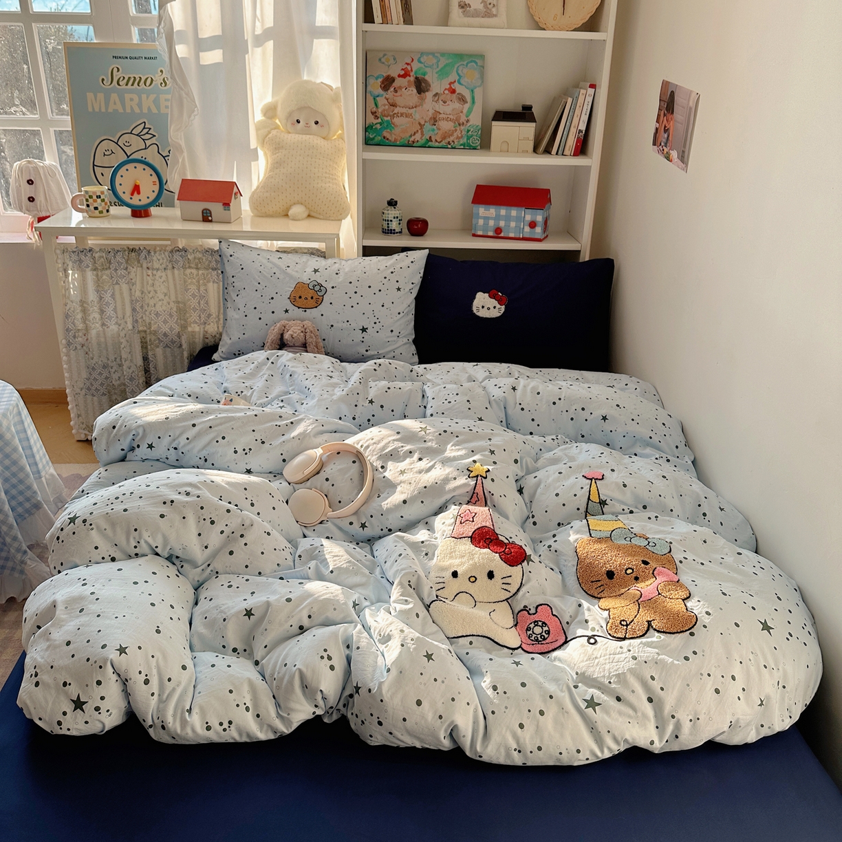 91家纺网 家纺一手货源 找家纺 贝扬思家纺 2026新款超软糯可爱系毛巾绣四件套系列 约会猫咪