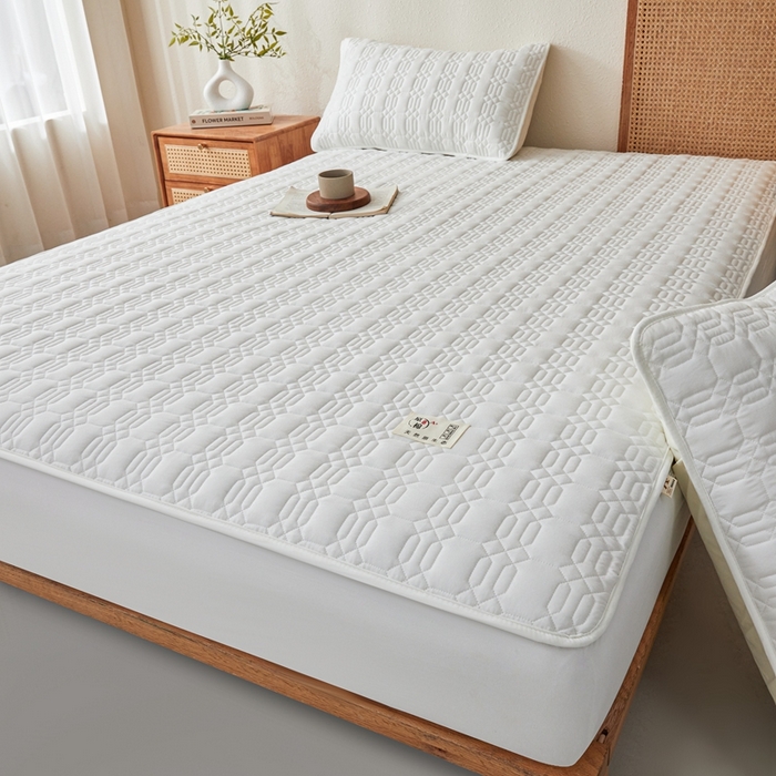 91家纺网 家纺一手货源 找家纺 邵依家纺 2026新款原棉防水床笠系列 菱格本白