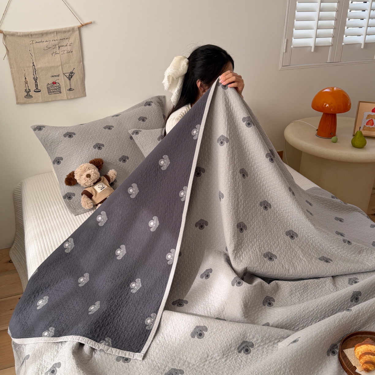 91家纺网 家纺一手货源 找家纺 沐瑟家纺 2026新款纯棉四层纱布枕巾-叮叮狗和浅跳兔 叮叮狗-灰色