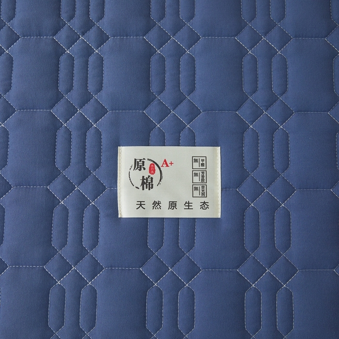 91家纺网 家纺一手货源 找家纺 邵依家纺 2026新款原棉防水床笠系列 菱格黛蓝
