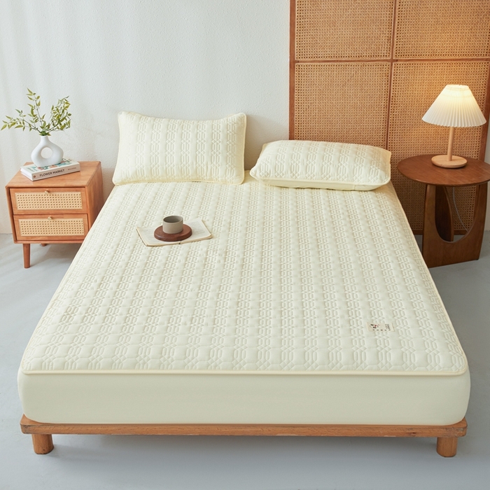 91家纺网 家纺一手货源 找家纺 邵依家纺 2026新款原棉防水床笠系列 菱格豆青