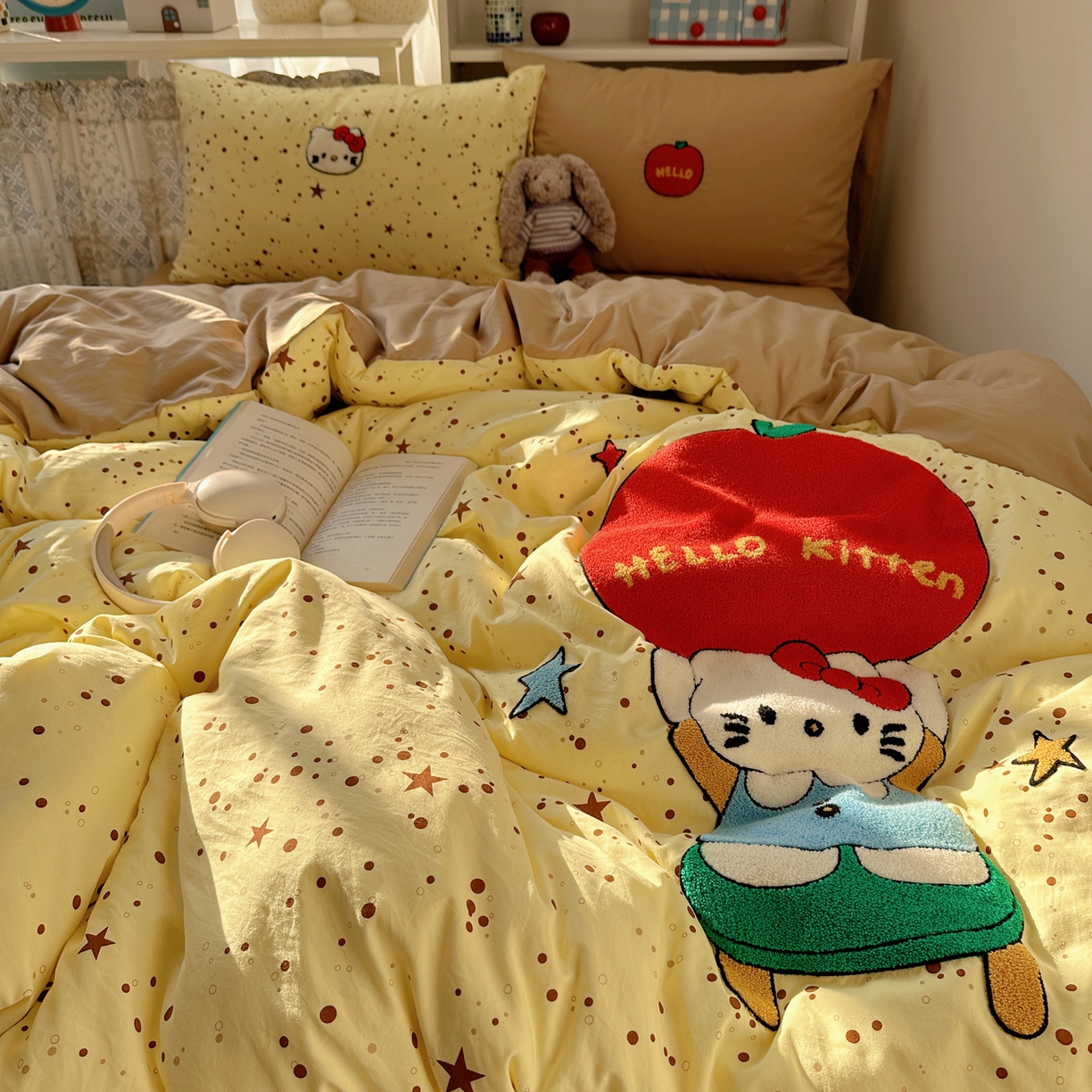 91家纺网 家纺一手货源 找家纺 贝扬思家纺 2026新款超软糯可爱系毛巾绣四件套系列 apple猫