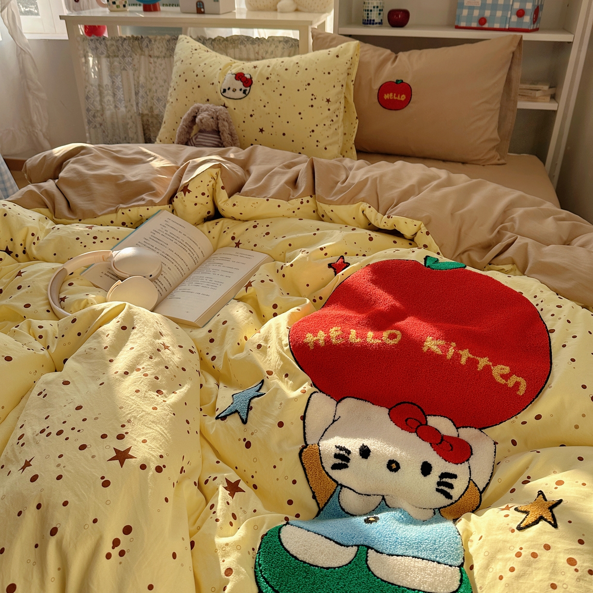 91家纺网 家纺一手货源 找家纺 贝扬思家纺 2026新款超软糯可爱系毛巾绣四件套系列 apple猫